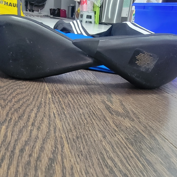 Stylish Black and White Over the Knee Boots - Picture 6 of 6